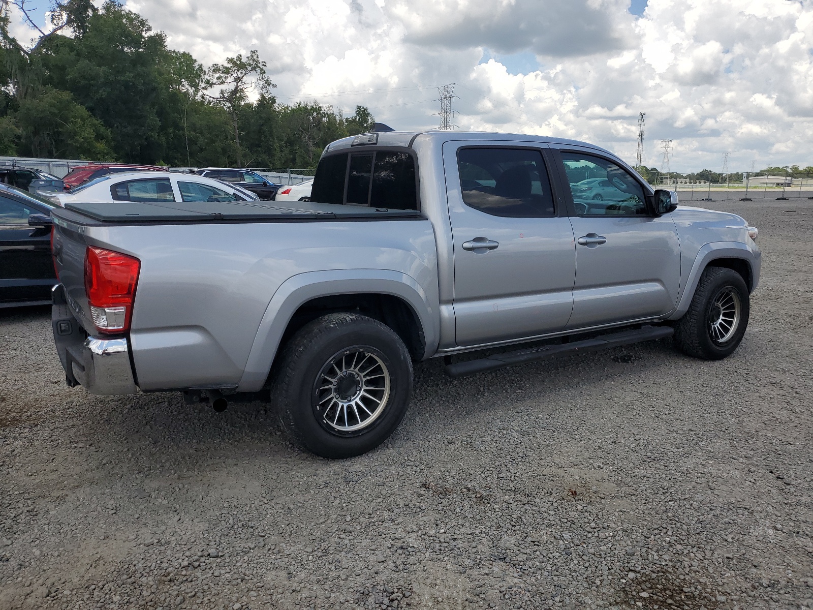 5TFAZ5CN1HX040671 2017 Toyota Tacoma Double Cab