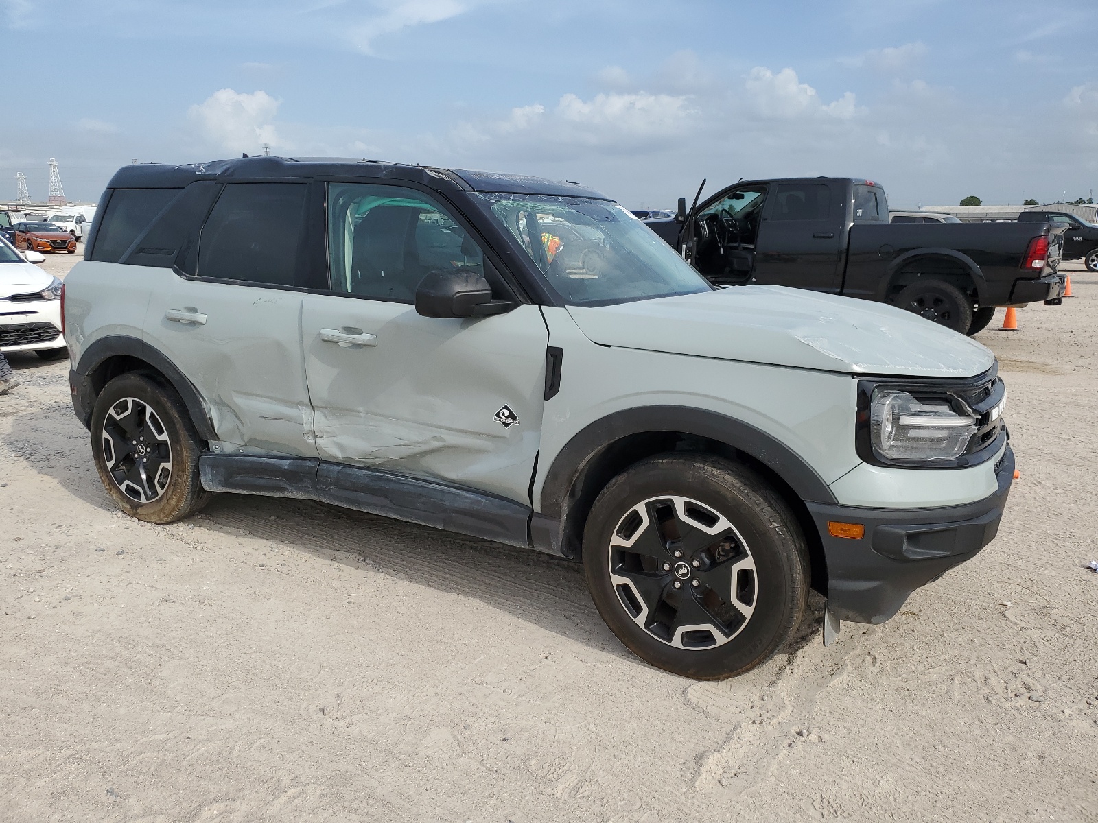 2022 Ford Bronco Sport Outer Banks vin: 3FMCR9C61NRD44043