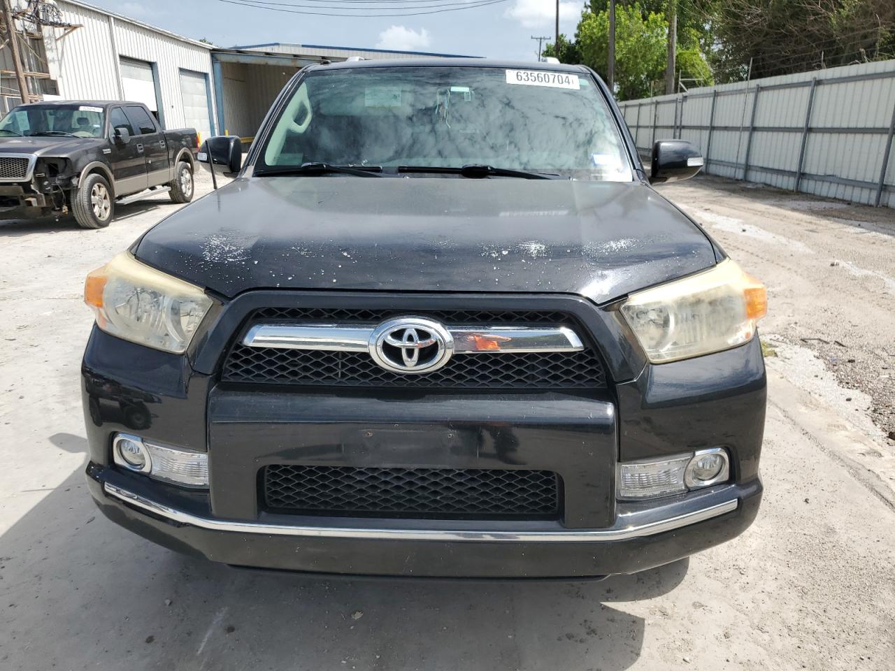 2011 Toyota 4Runner Sr5 VIN: JTEZU5JR3B5015566 Lot: 63560704