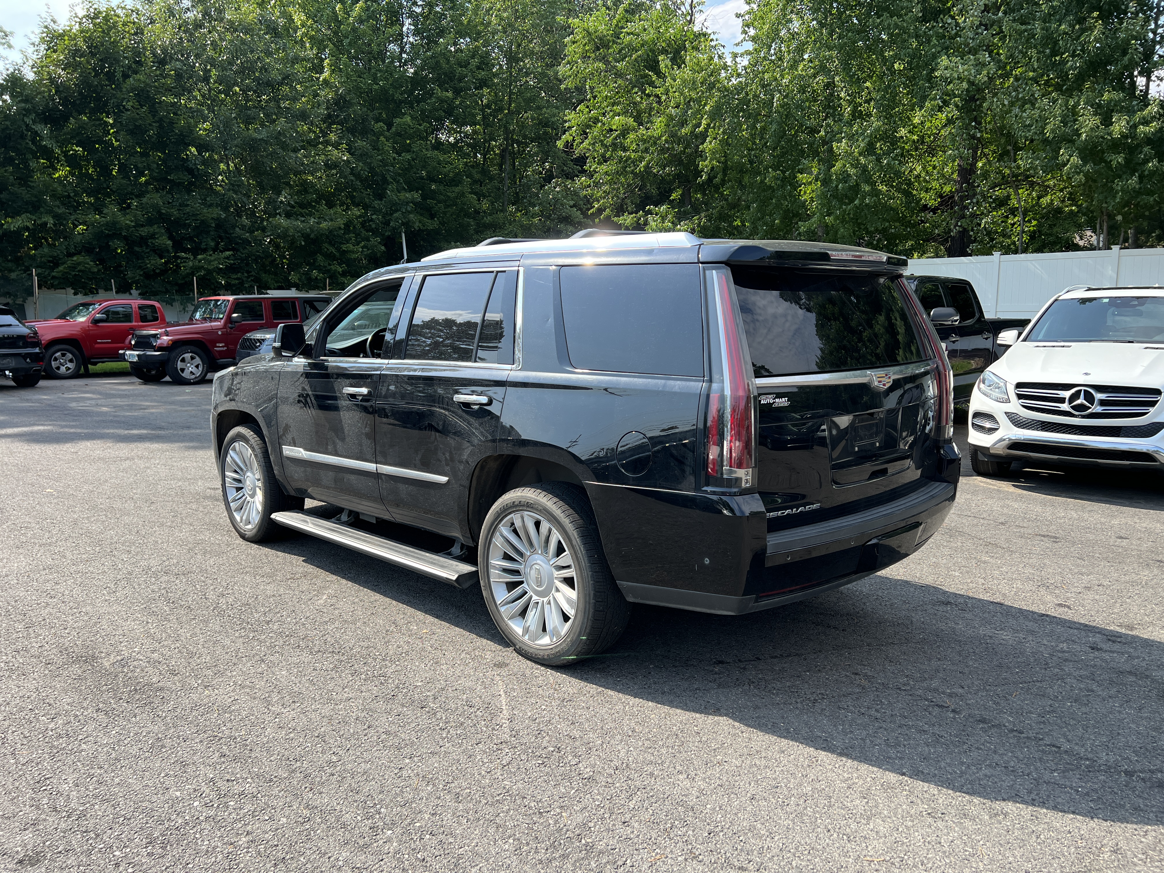 2018 Cadillac Escalade Platinum vin: 1GYS4DKJ1JR334247