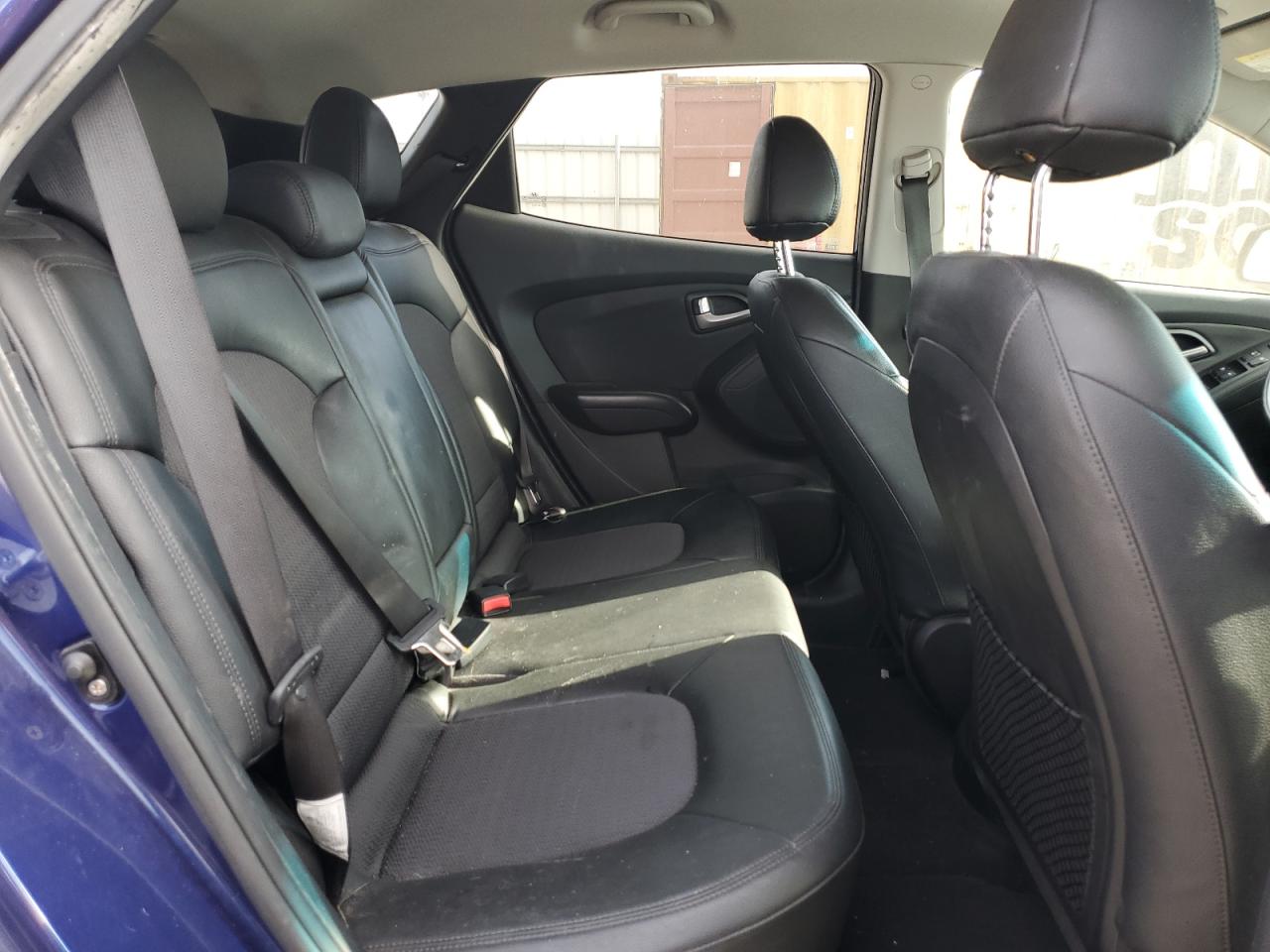 2012 Hyundai Tucson - Image 11