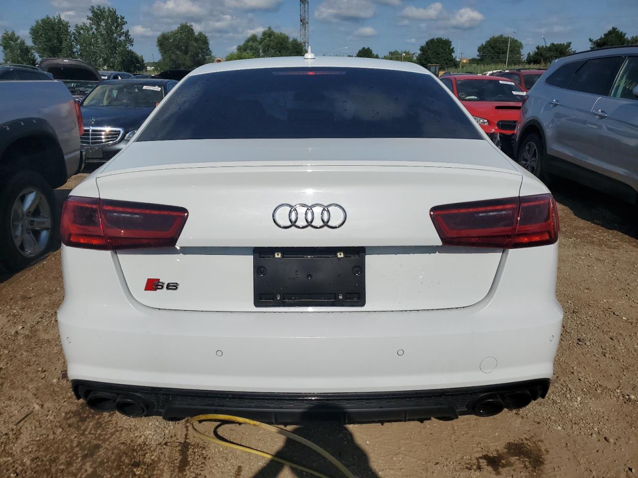 WAUHFAFCXHN125124 2017 Audi S6 Prestige