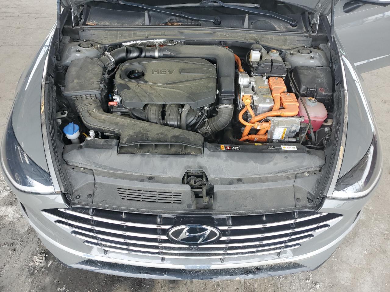 2022 Hyundai Sonata Hybrid VIN: KMHL54JJ0NA049743 Lot: 64736244