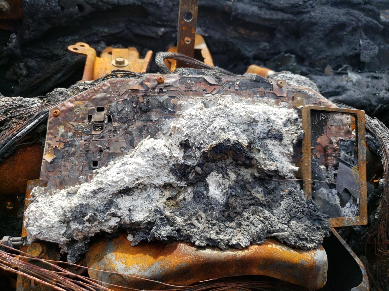 2020 Toyota Corolla Se VIN: JTDS4RCE0LJ008817 Lot: 63749924