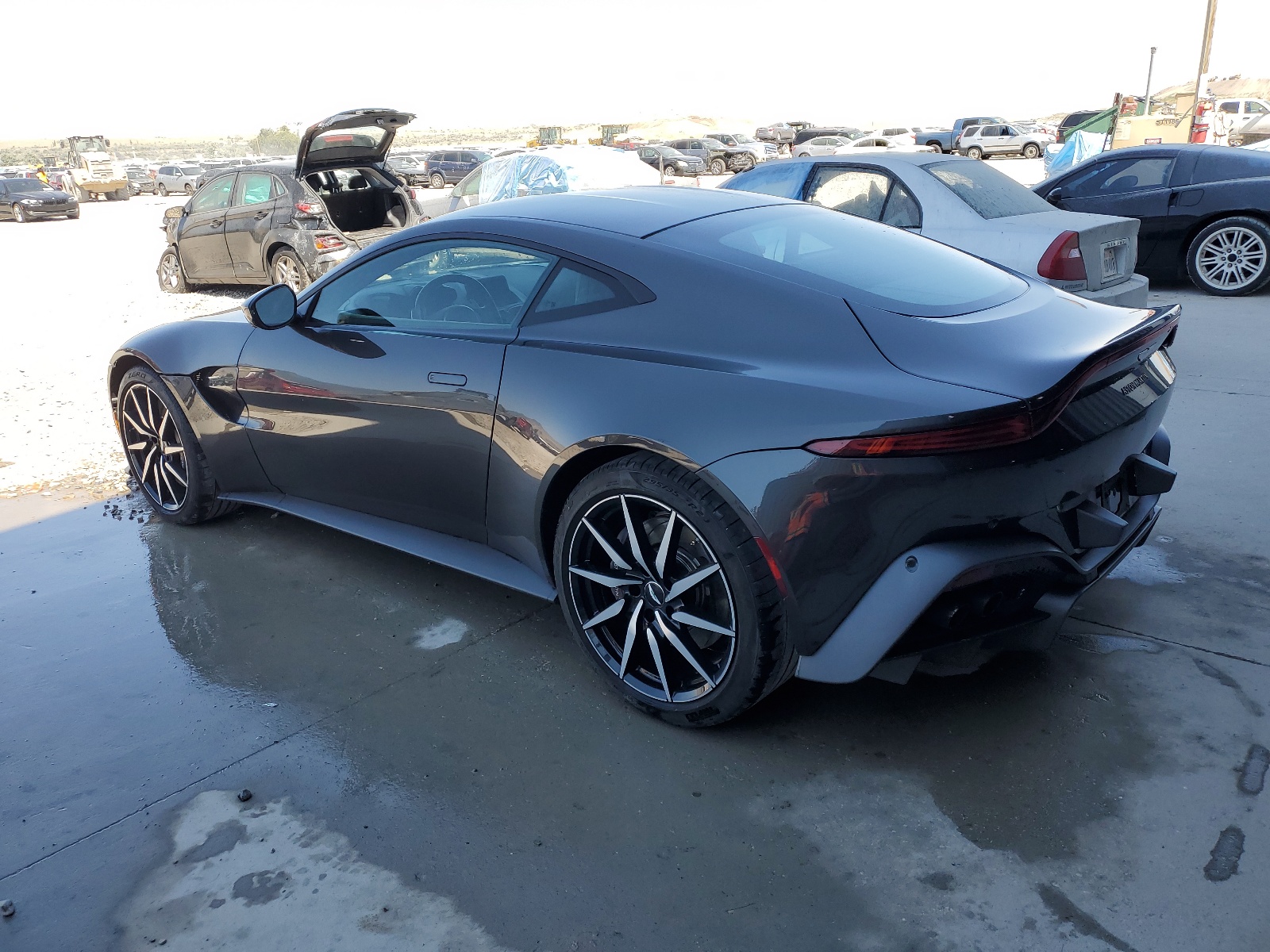 2020 Aston Martin Vantage vin: SCFSMGAW6LGN03442