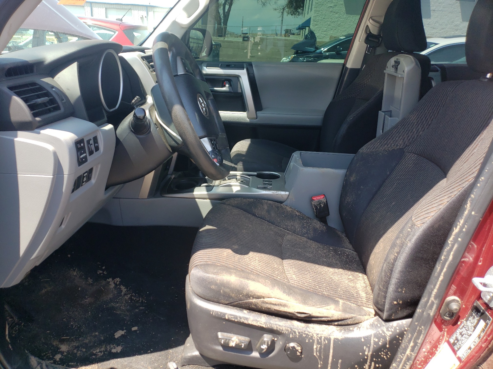 JTEBU5JR7B5061676 2011 Toyota 4Runner Sr5