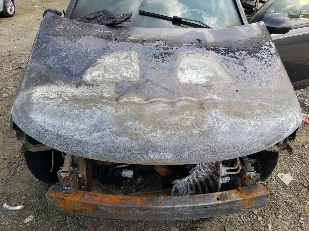 2017 Jeep Compass Latitude VIN: 1C4NJDEB7HD144699 Lot: 62028914