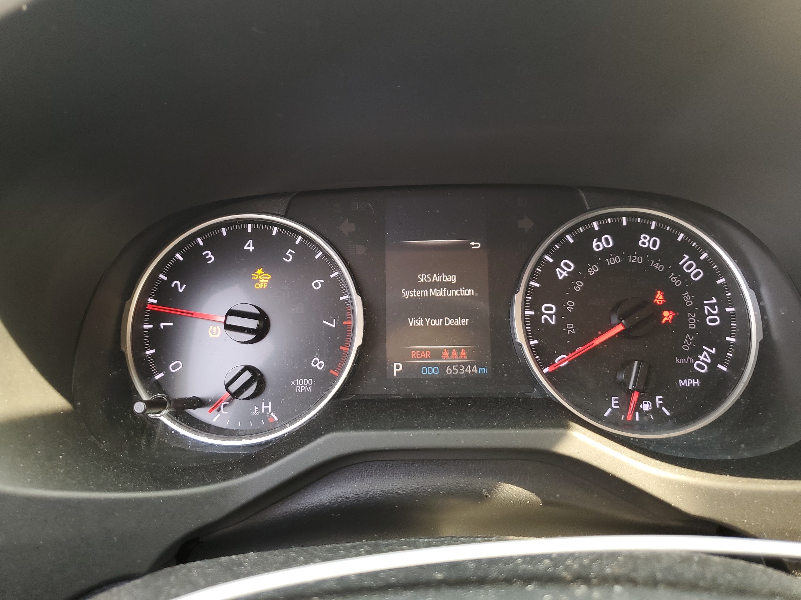 JTMF1RFV2KD035052 2019 Toyota Rav4 Le