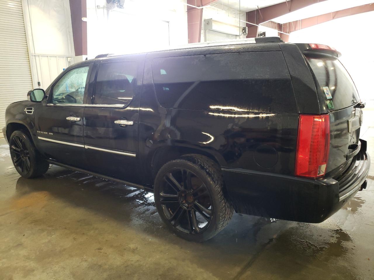 2010 Cadillac Escalade Esv Premium VIN: 1GYUKJEF1AR106964 Lot: 62938534