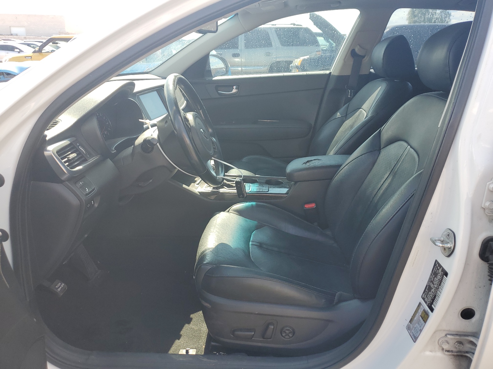 5XXGU4L34HG168010 2017 Kia Optima Ex