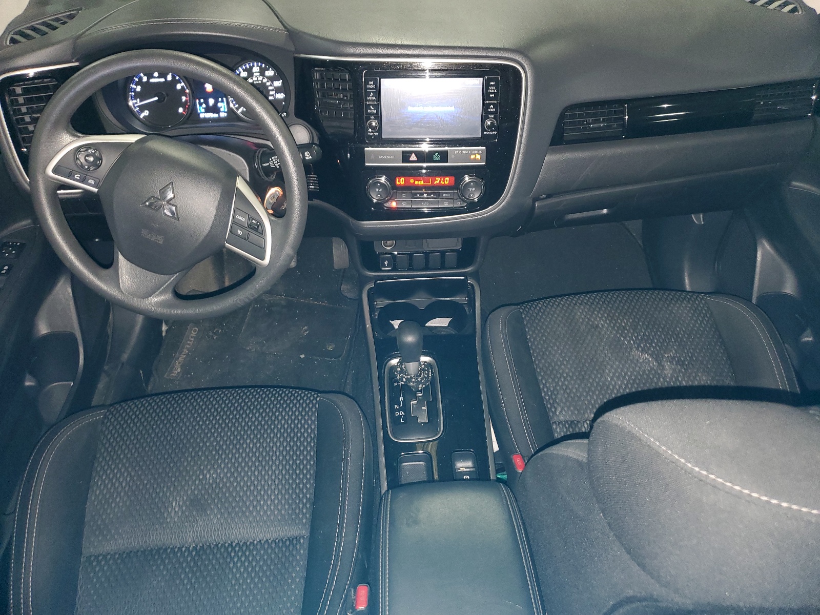 JA4AD2A35KZ037583 2019 Mitsubishi Outlander Es