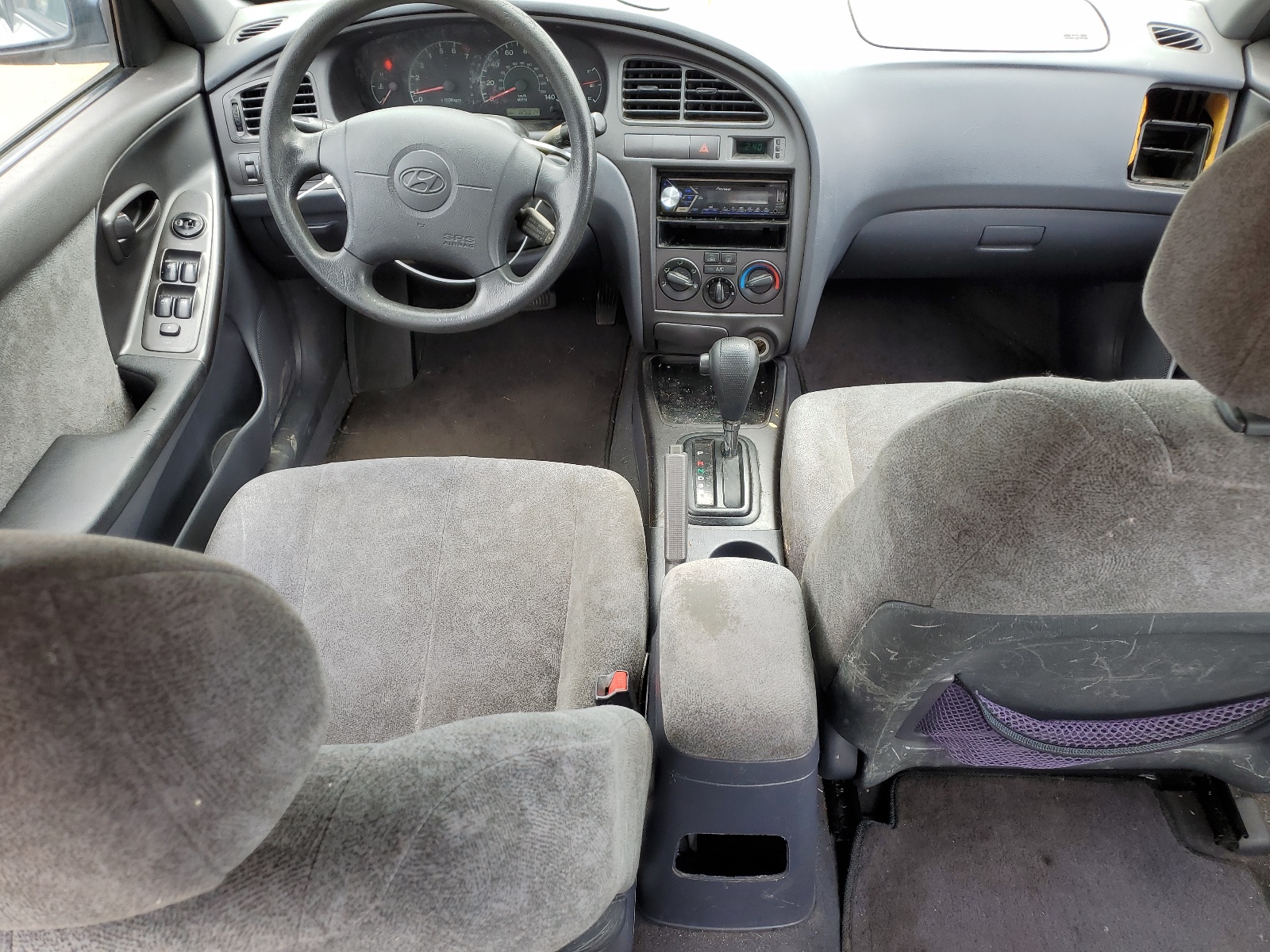 KMHDN45D22U427709 2002 Hyundai Elantra Gls