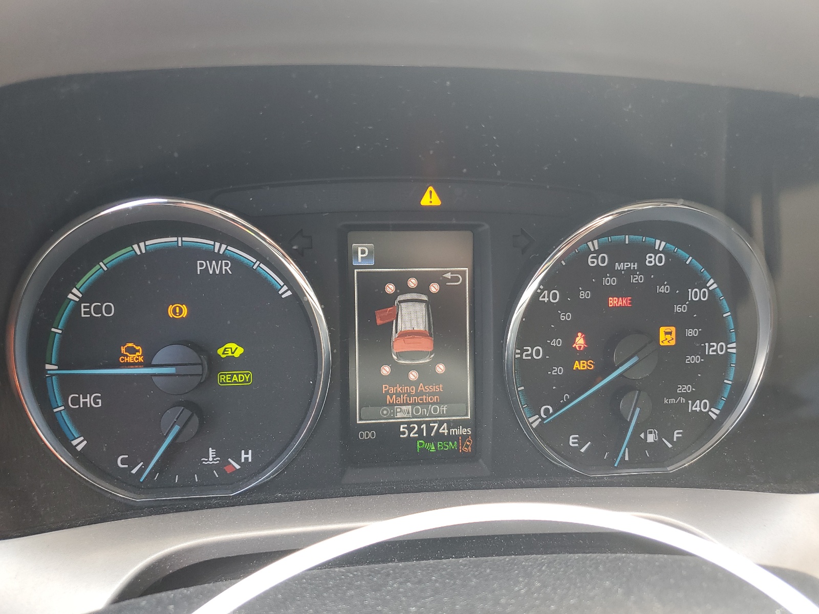 JTMRJREV8HD070959 2017 Toyota Rav4 Hv Le