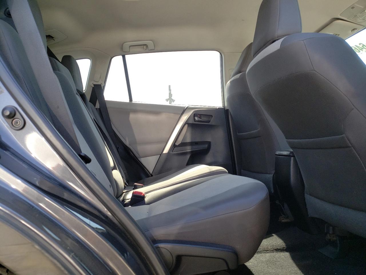 2T3ZFREV5DW019384 2013 Toyota Rav4 Le
