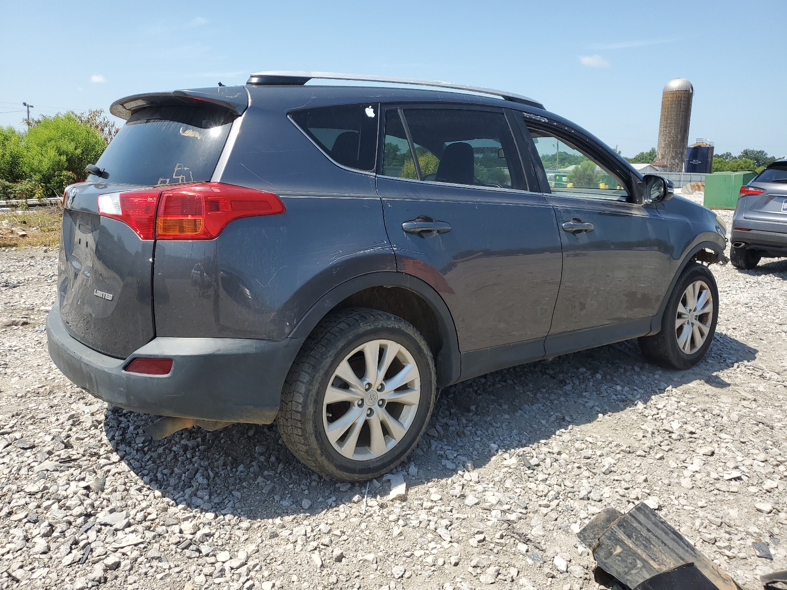 2015 Toyota Rav4 Limited vin: JTMYFREVXFJ027851