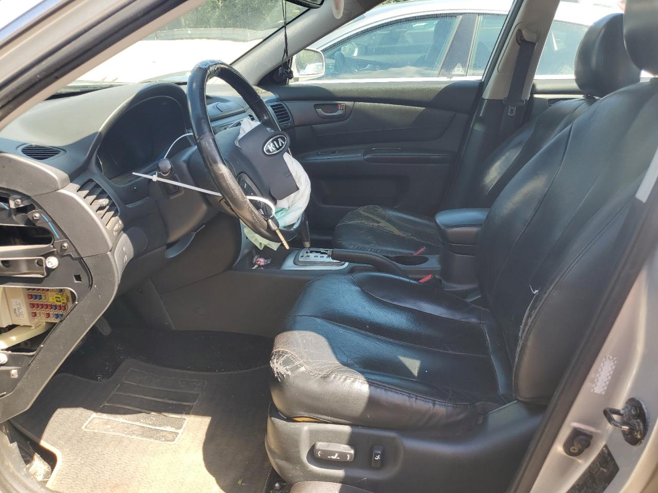 2007 Kia Optima Lx VIN: KNAGE124475093928 Lot: 61705514