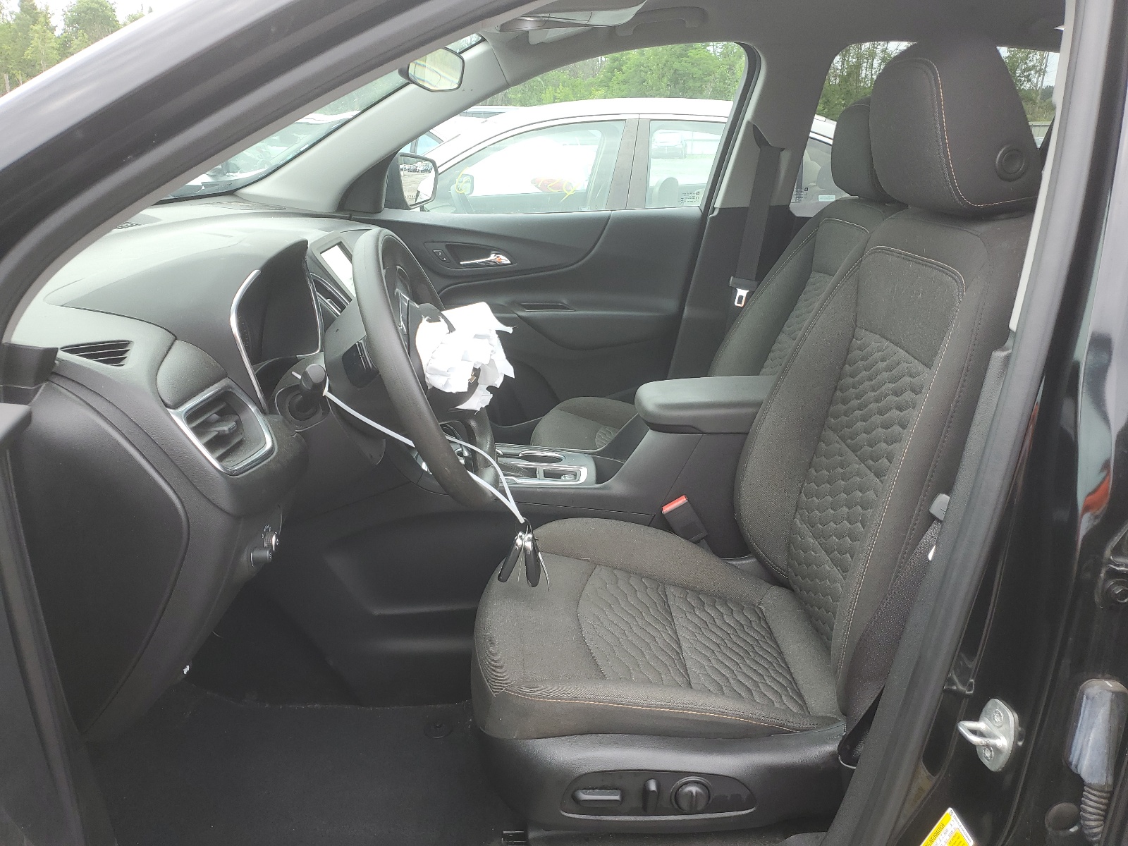 2GNAXUEV6K6306469 2019 Chevrolet Equinox Lt