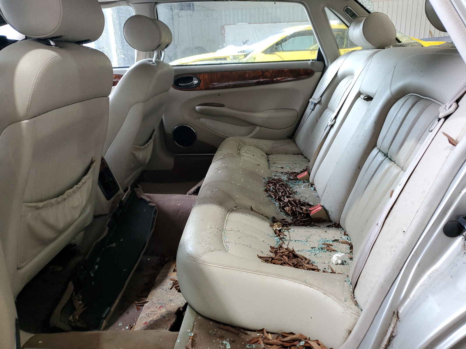 SAJHD6044XC871295 1999 Jaguar Xj8 L