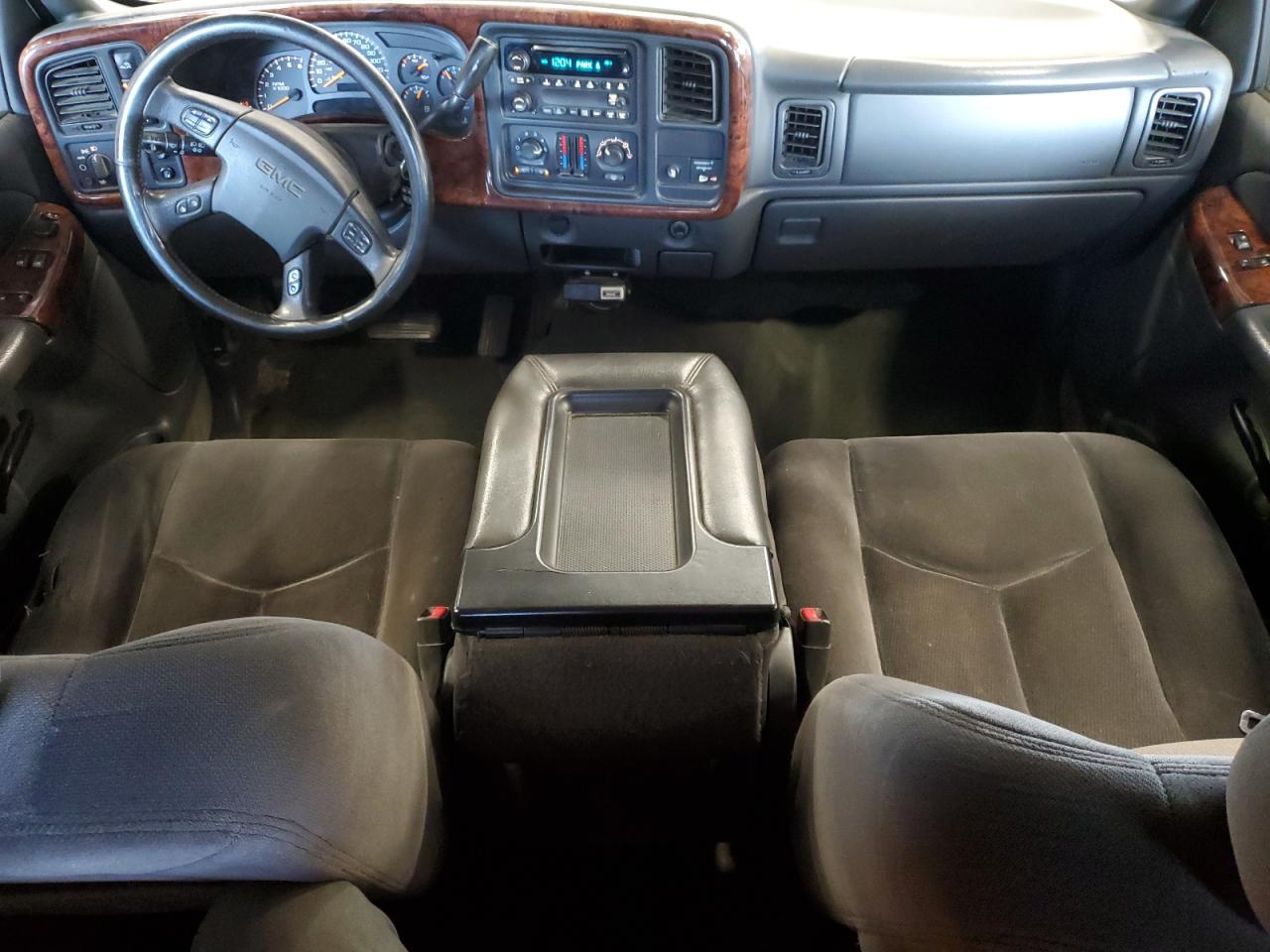 2004 GMC Sierra K2500 Heavy Duty VIN: 1GTHK29U44E227103 Lot: 63414084