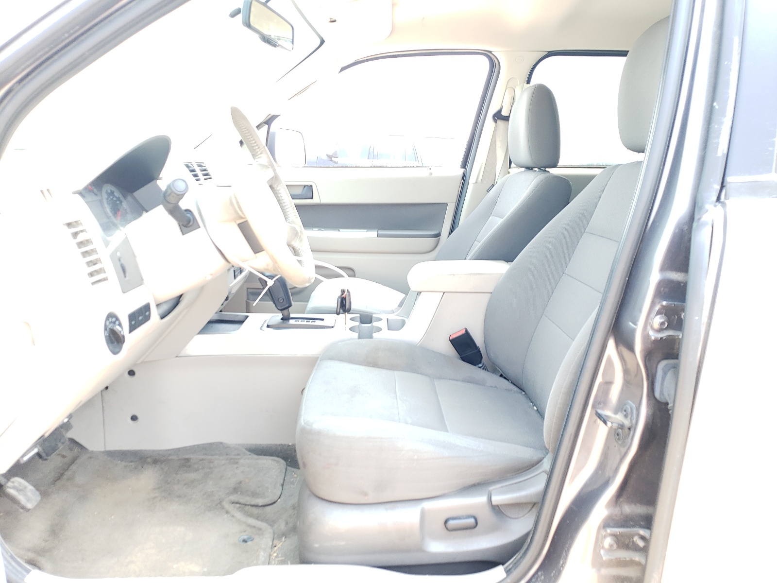 1FMCU93G49KC98841 2009 Ford Escape Xlt