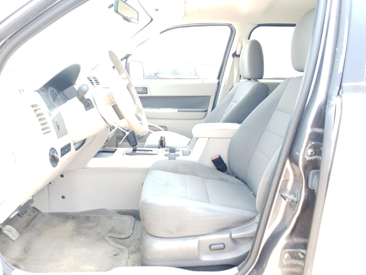 2009 Ford Escape Xlt VIN: 1FMCU93G49KC98841 Lot: 64639994