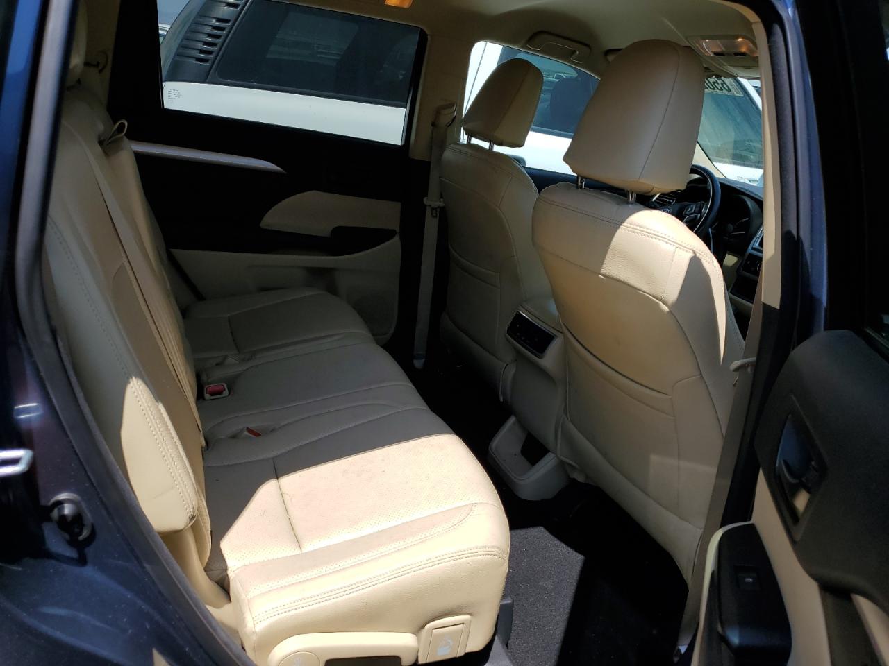 2016 Toyota Highlander Le VIN: 5TDBKRFH5GS354916 Lot: 65024334