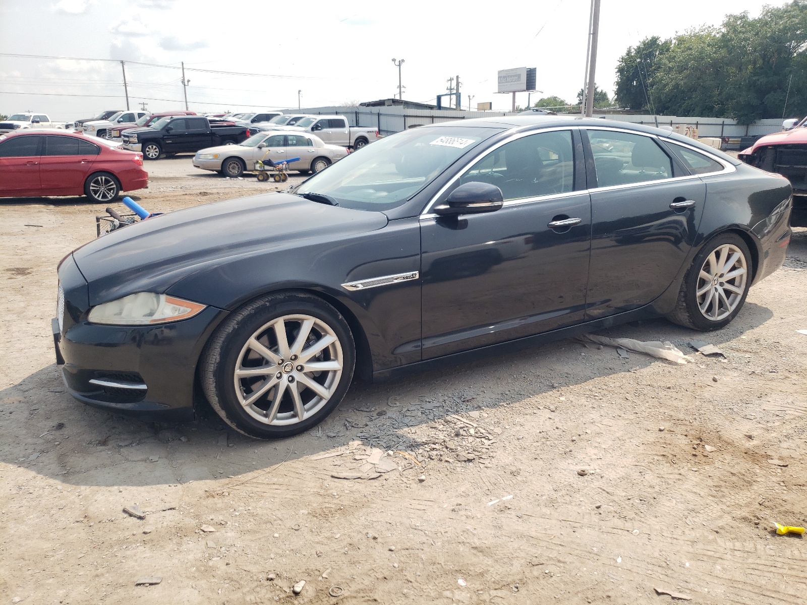 2013 Jaguar Xj vin: SAJWA1C71D8V41203