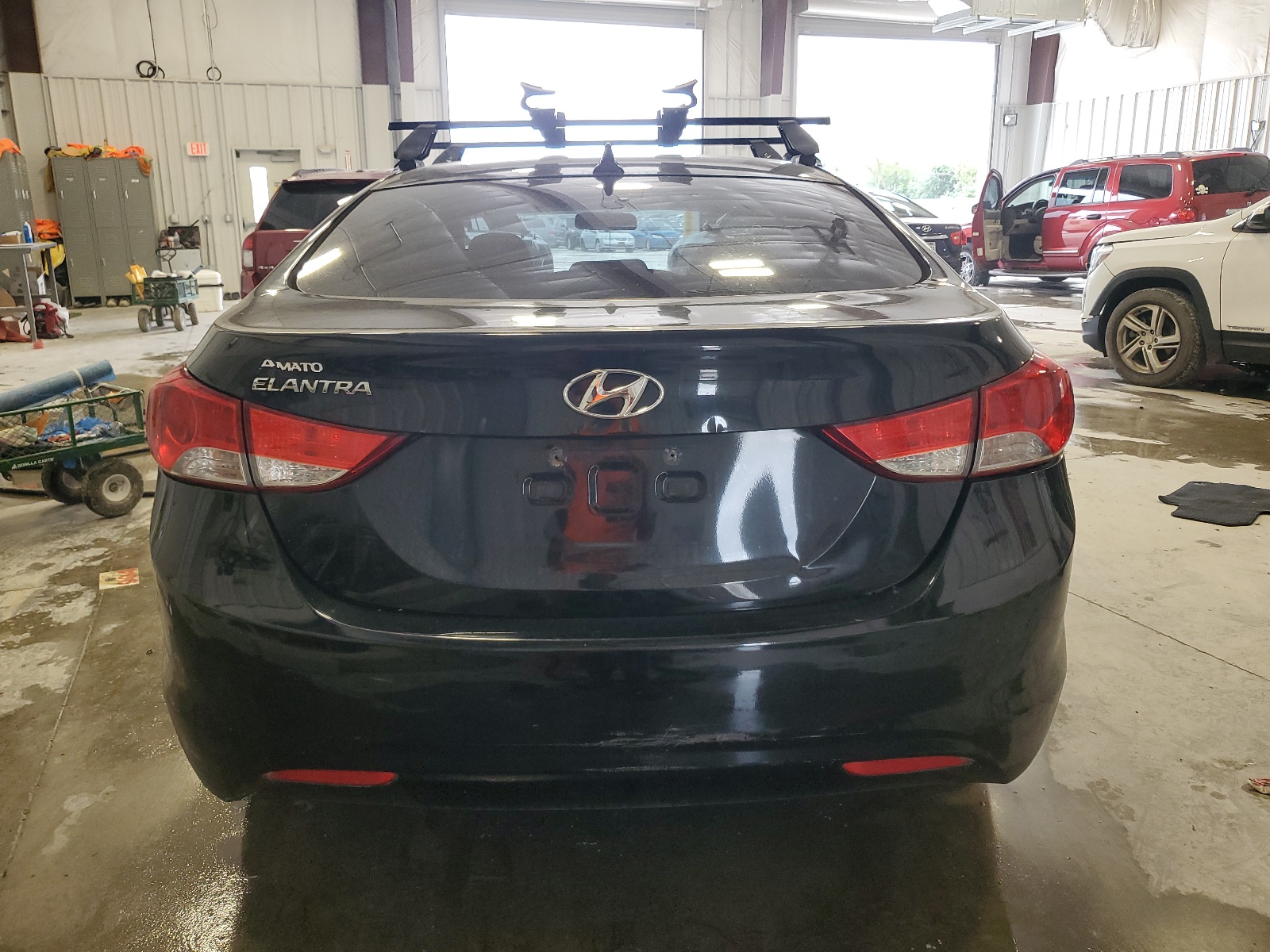 2013 Hyundai Elantra Gls vin: KMHDH4AE4DU895028