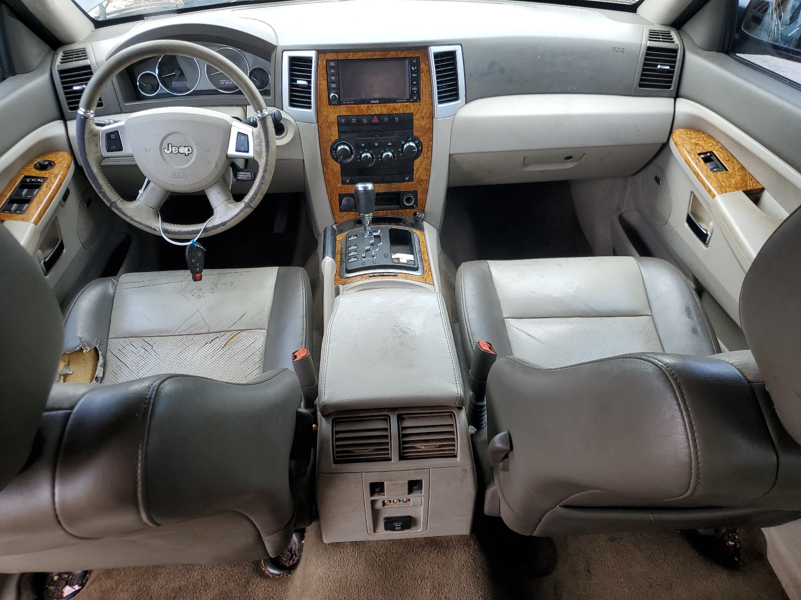 1J8HR58228C242576 2008 Jeep Grand Cherokee Limited