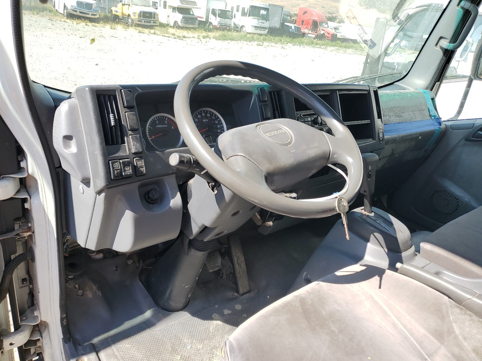 JALE5W162C7300971 2012 Isuzu Nrr