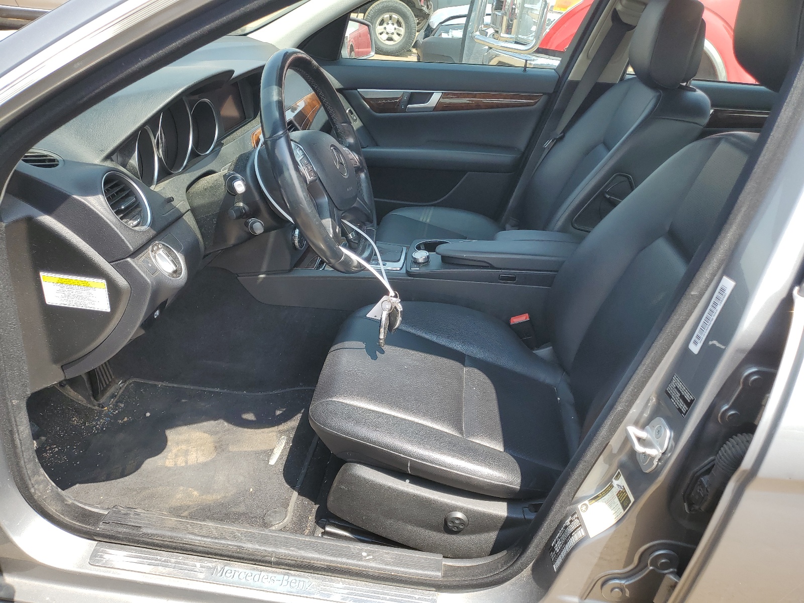 WDDGF8AB3DA811549 2013 Mercedes-Benz C 300 4Matic