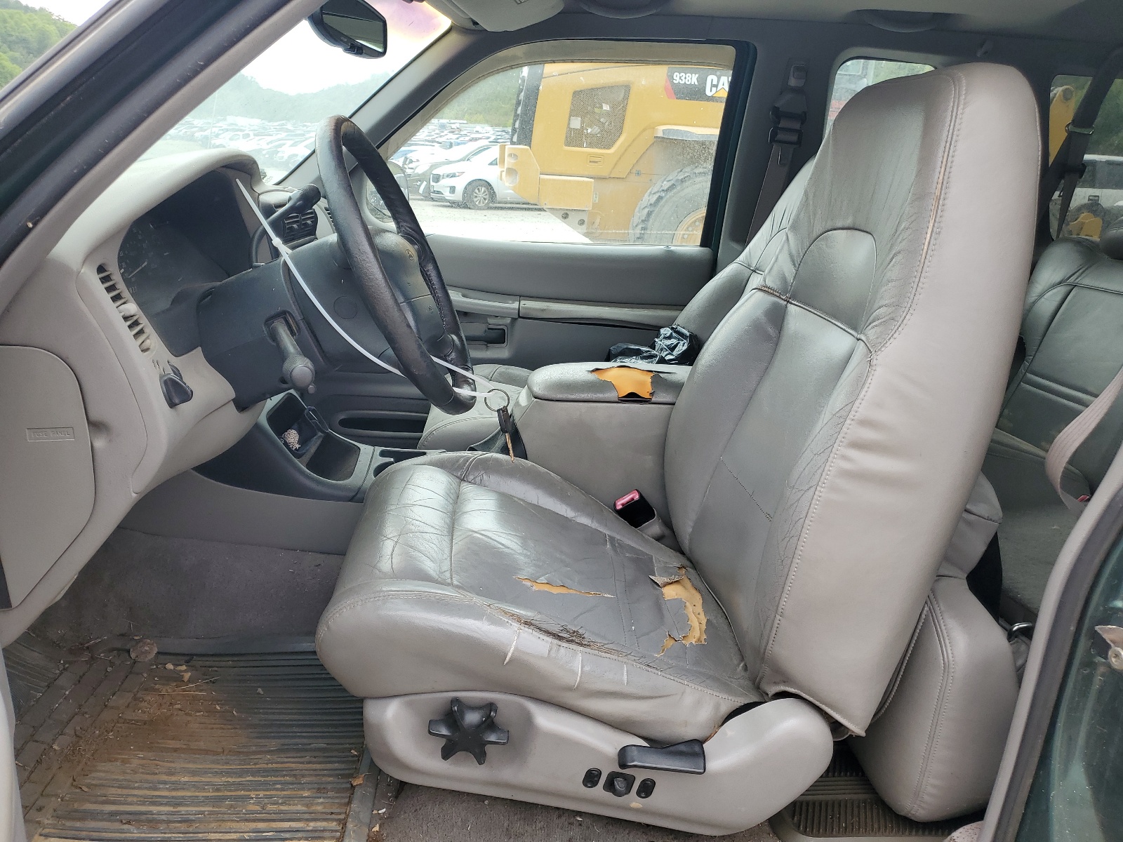 1FMZU24E0XUA39375 1999 Ford Explorer