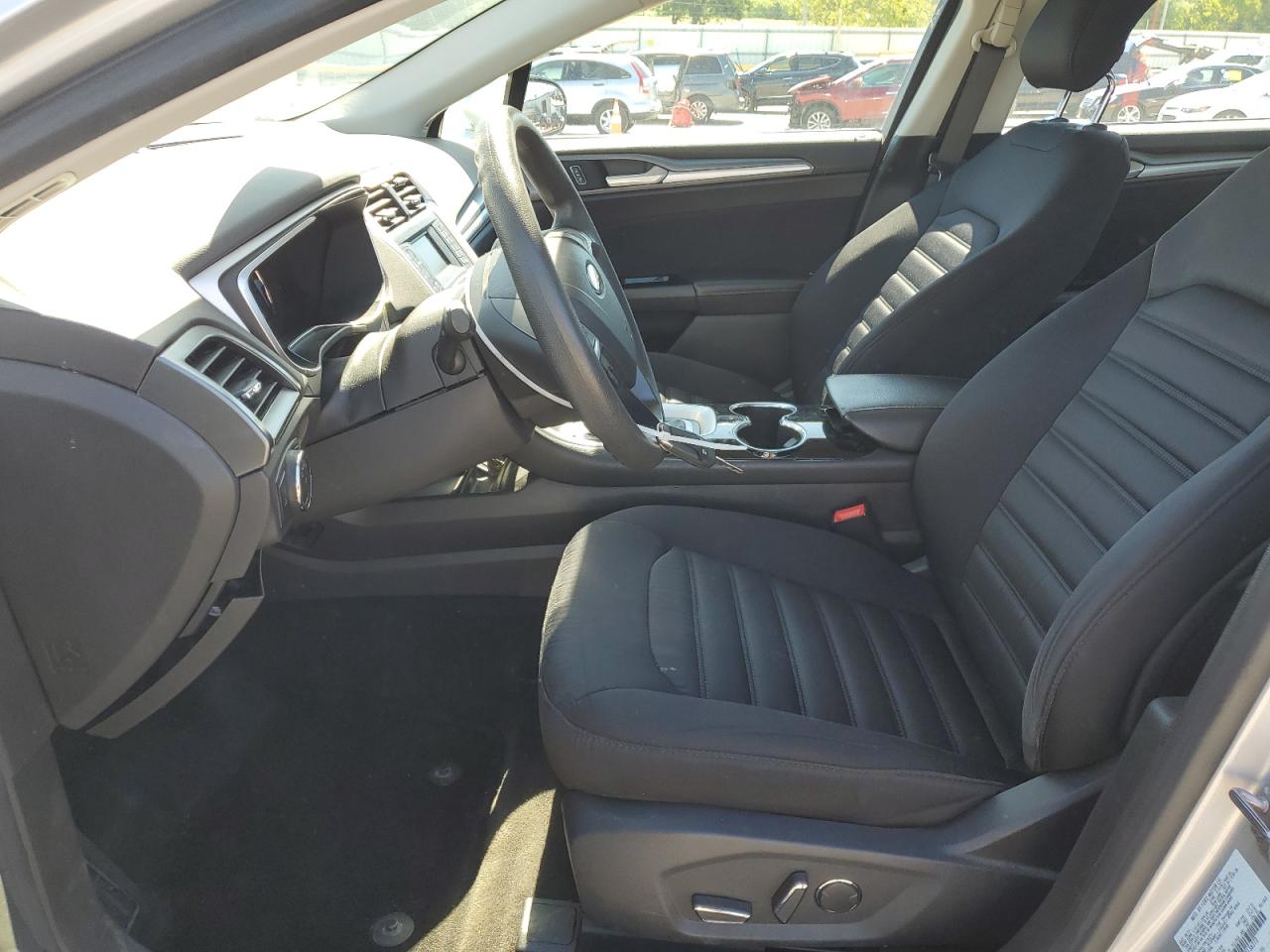 2015 Ford Fusion Se Hybrid VIN: 3FA6P0LU5FR136272 Lot: 60858384