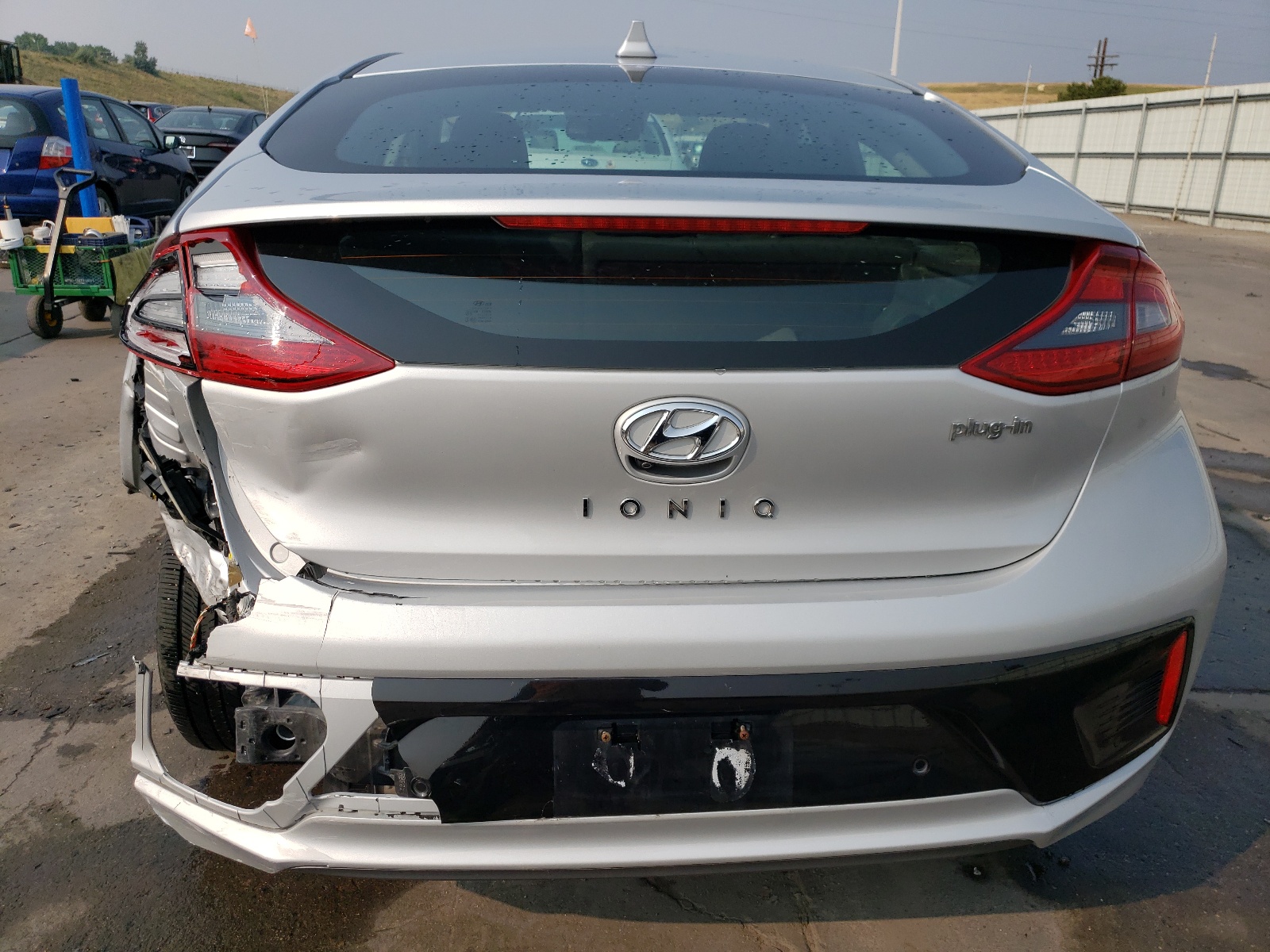 KMHC75LD9JU083521 2018 Hyundai Ioniq Limited