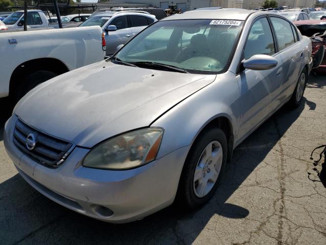 2004 Nissan Altima Base