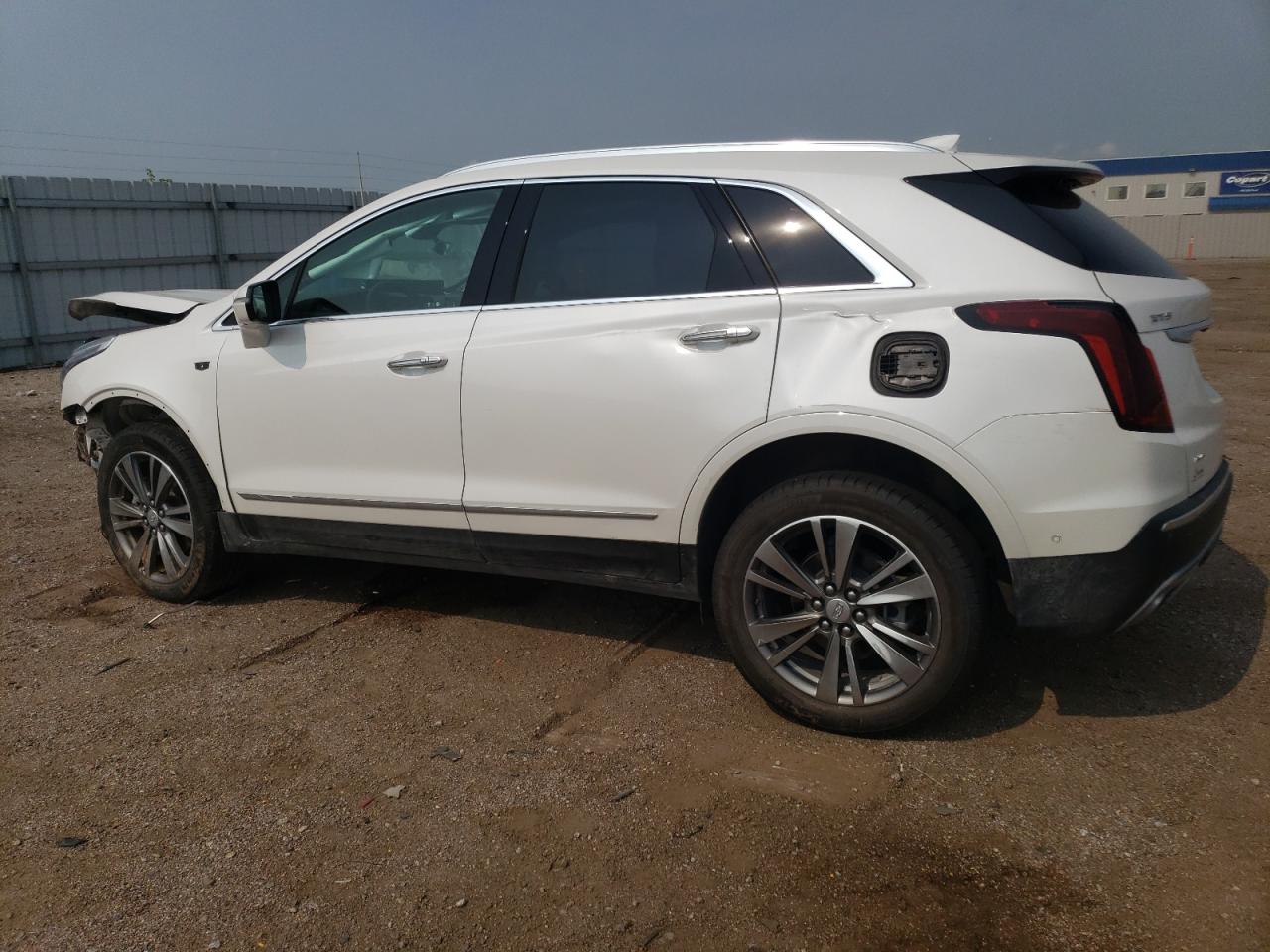 1GYKNDRSXMZ143927 Cadillac XT5 PREMIU 2