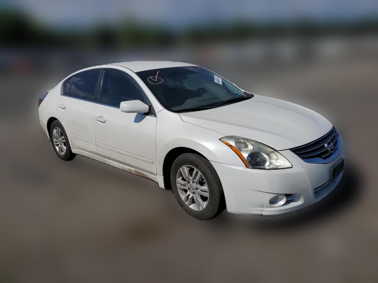 2011 Nissan Altima Base VIN: 1N4AL2AP2BN486812 Lot: 64481474