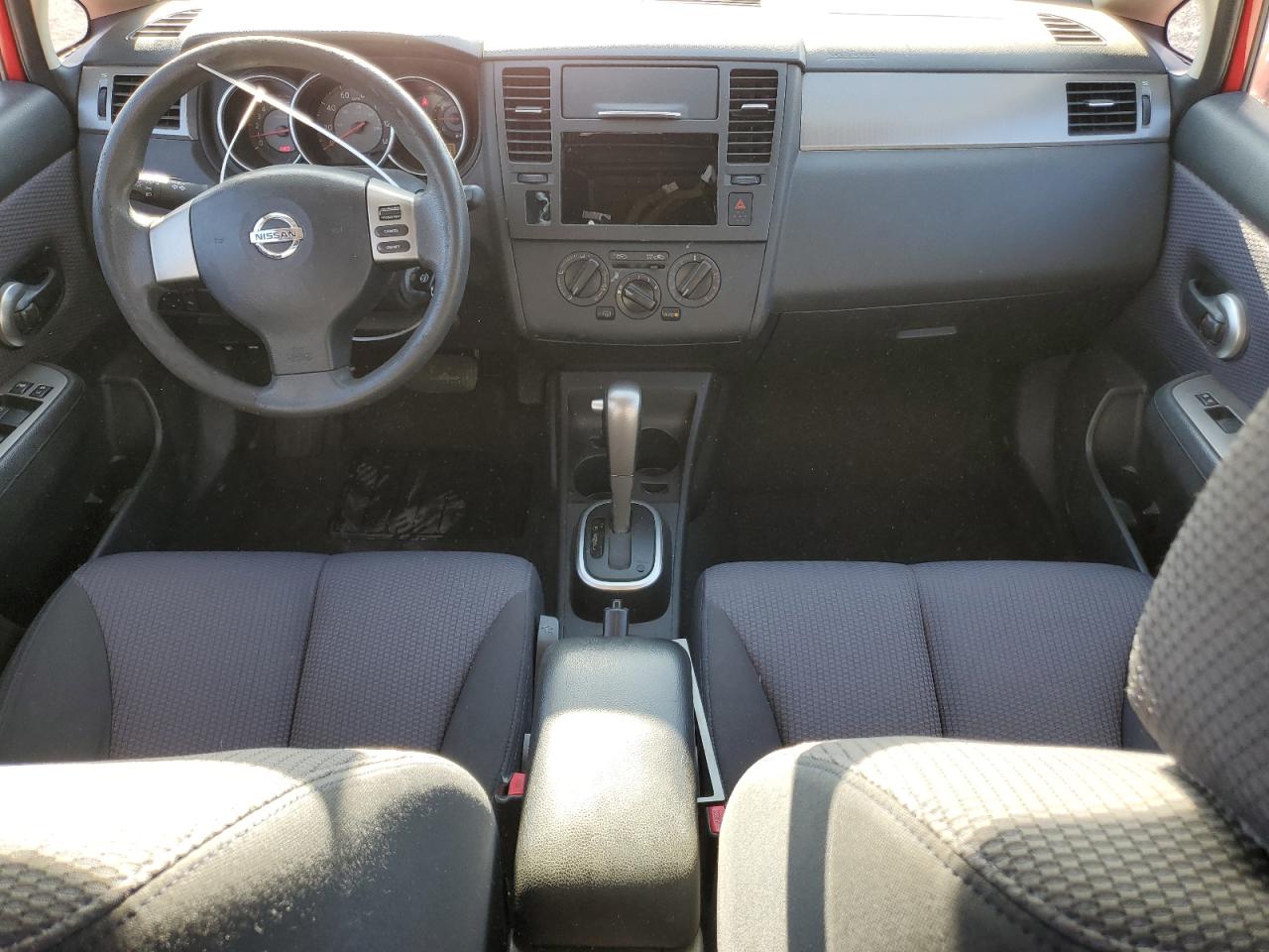 2007 Nissan Versa S VIN: 3N1BC13E17L420833 Lot: 65274264