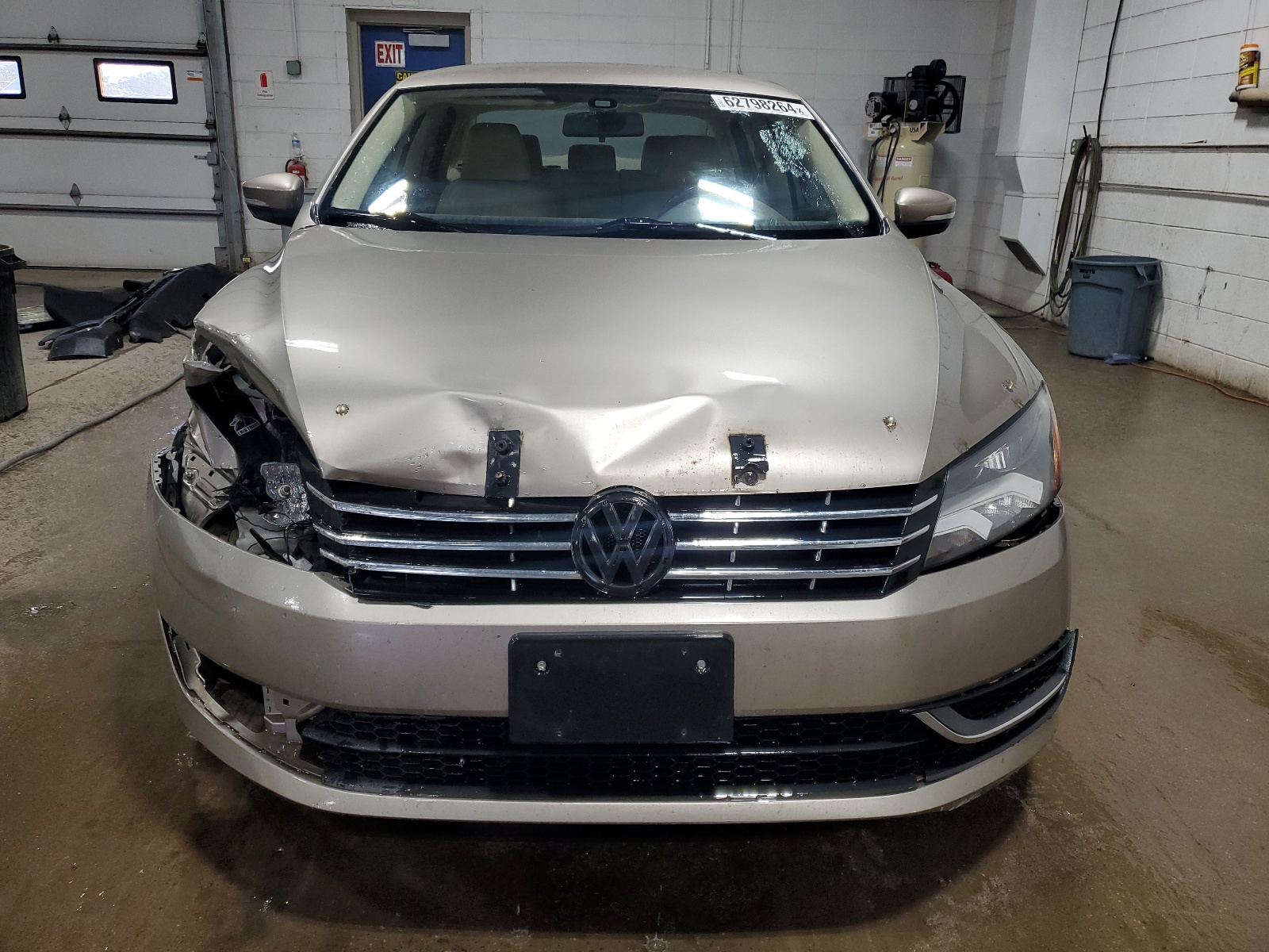 2015 Volkswagen Passat Se vin: 1VWBV7A35FC007848