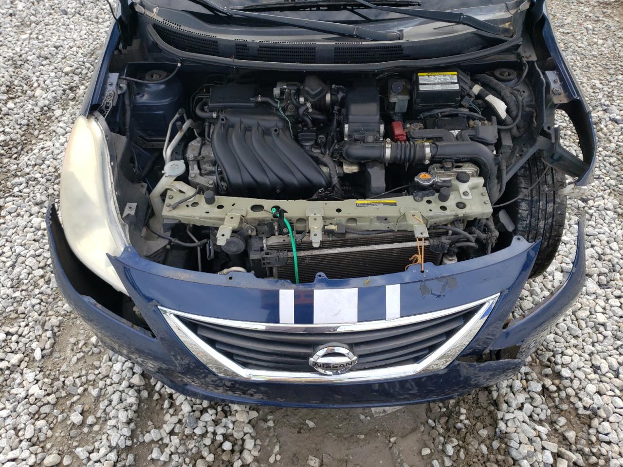 2013 Nissan Versa - Image 11