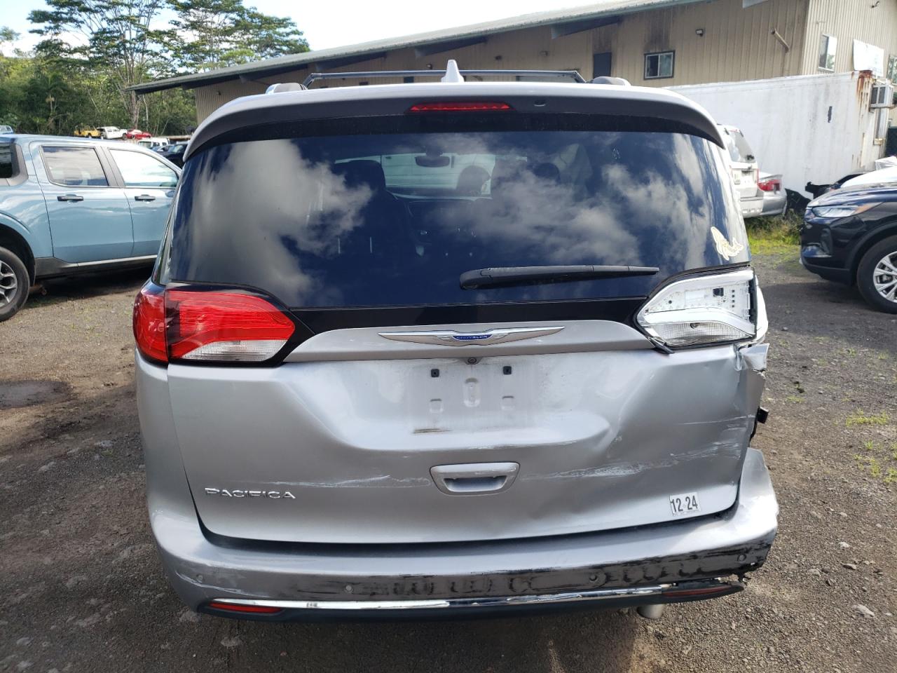 2019 Chrysler Pacifica Touring L VIN: 2C4RC1BG7KR731659 Lot: 61353864