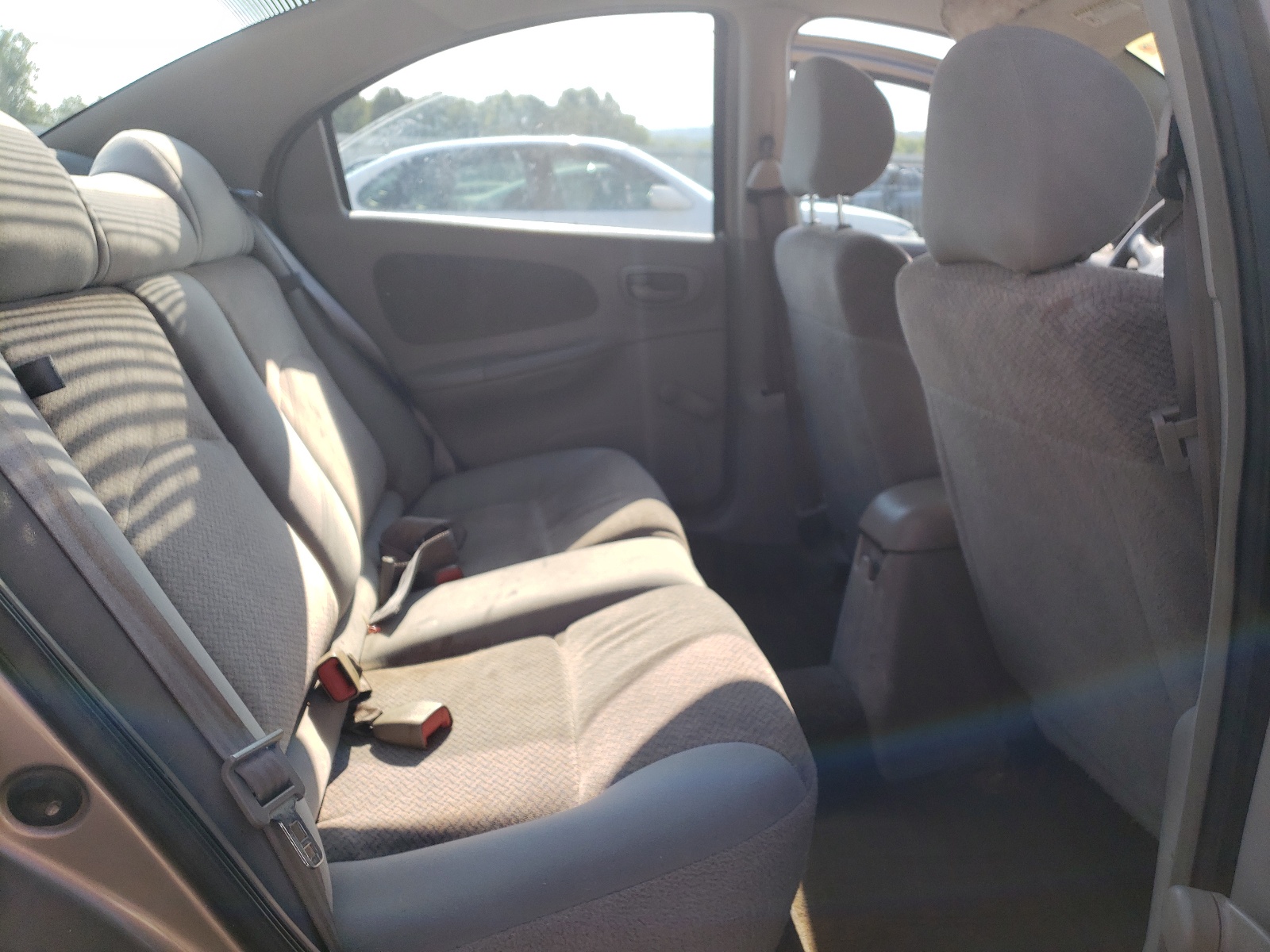 1B3ES46C1YD597478 2000 Dodge Neon Base