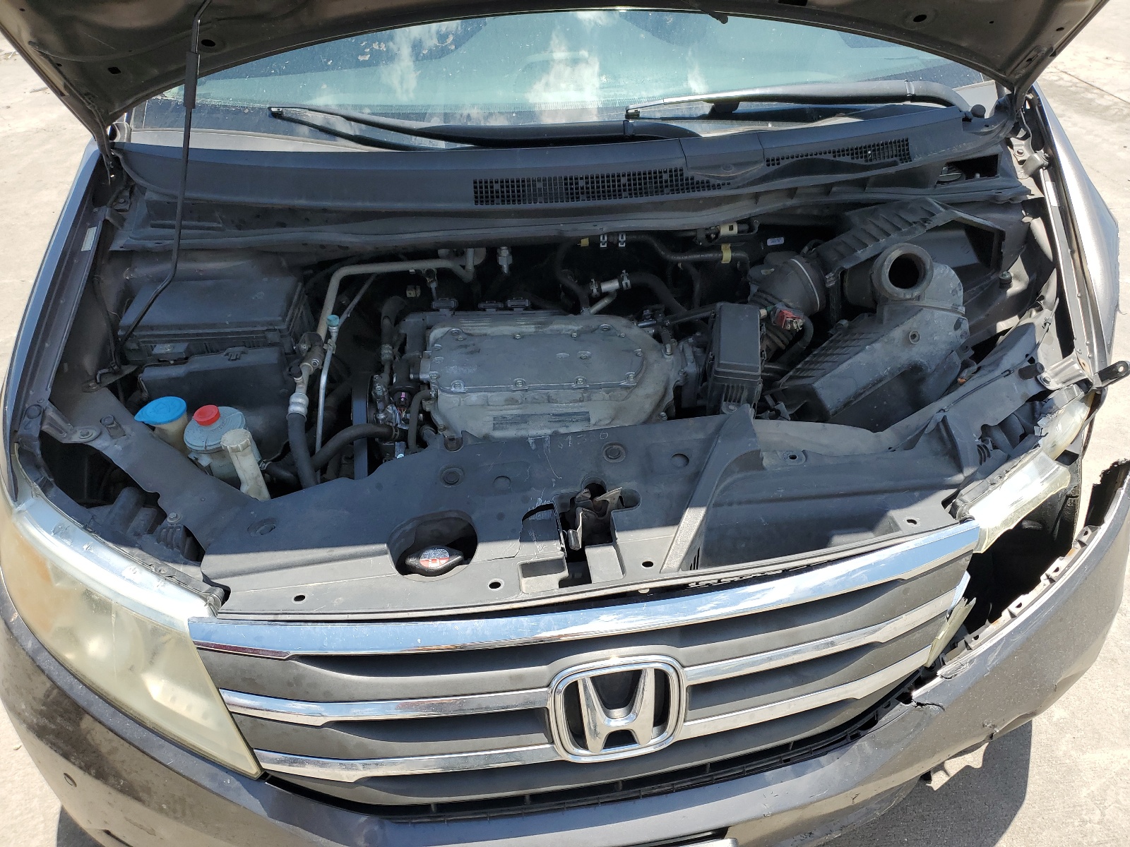 5FNRL5H97CB042413 2012 Honda Odyssey Touring