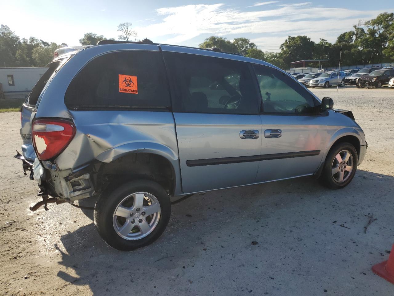 2005 Dodge Caravan Sxt VIN: 1D4GP45R55B100926 Lot: 64024504