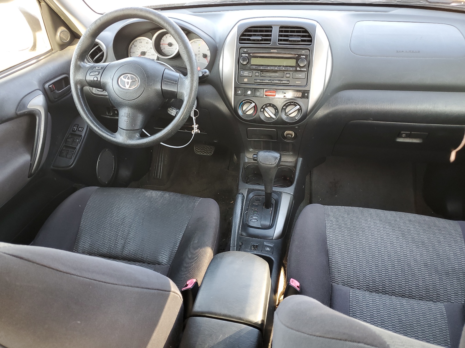 JTEGD20V940005628 2004 Toyota Rav4