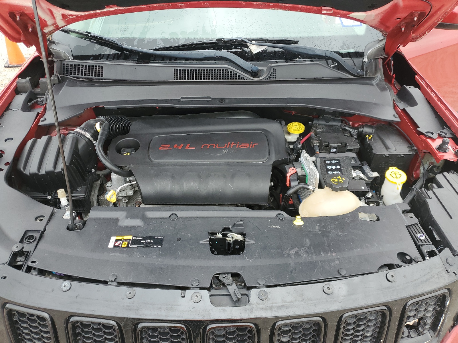 3C4NJCBB6JT300214 2018 Jeep Compass Latitude