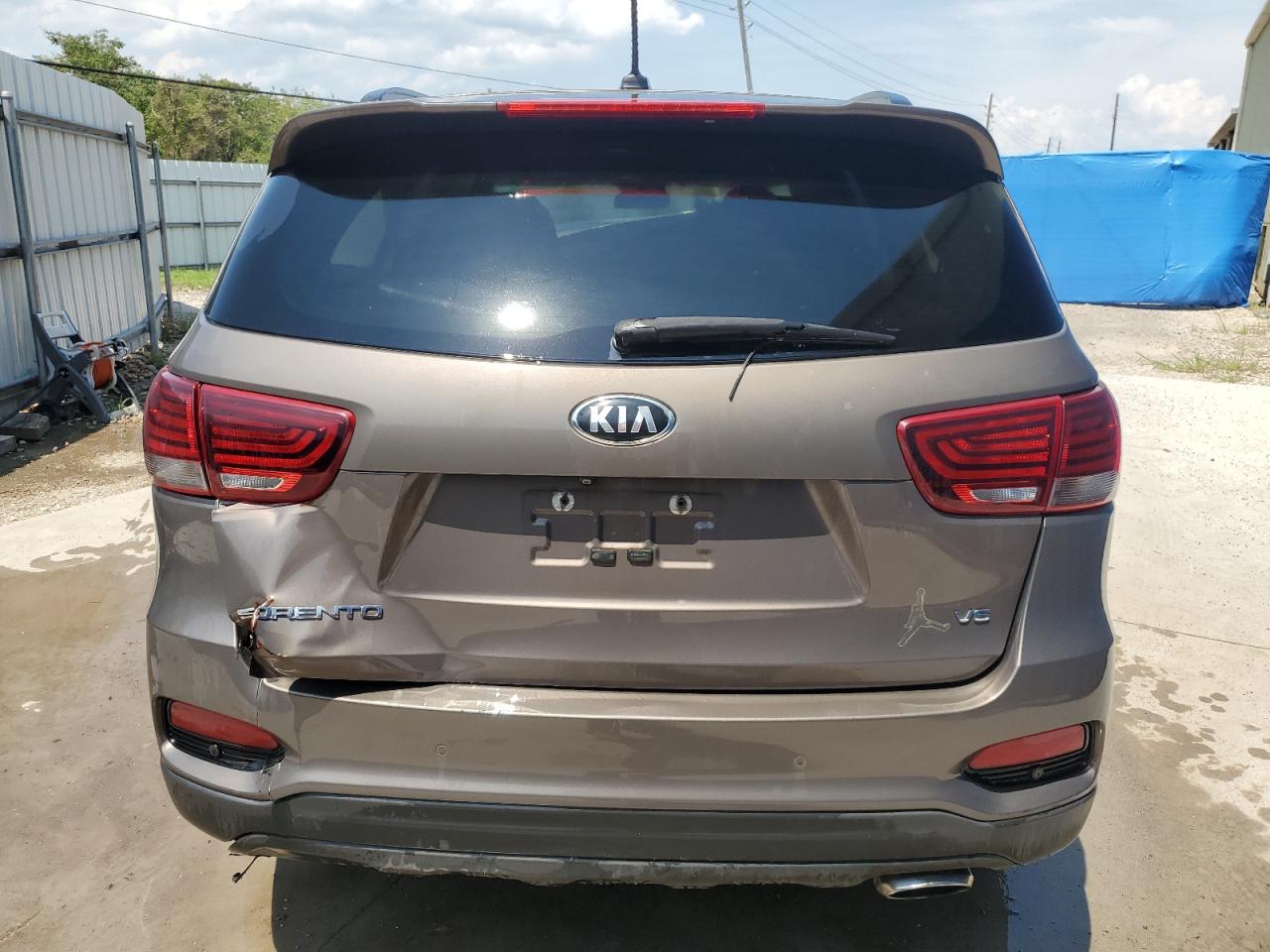 5XYPG4A56KG596241 2019 Kia Sorento Lx