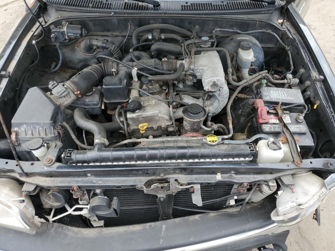 2002 Toyota Tacoma Xtracab VIN: 5TEWM72NX2Z110105 Lot: 65352684