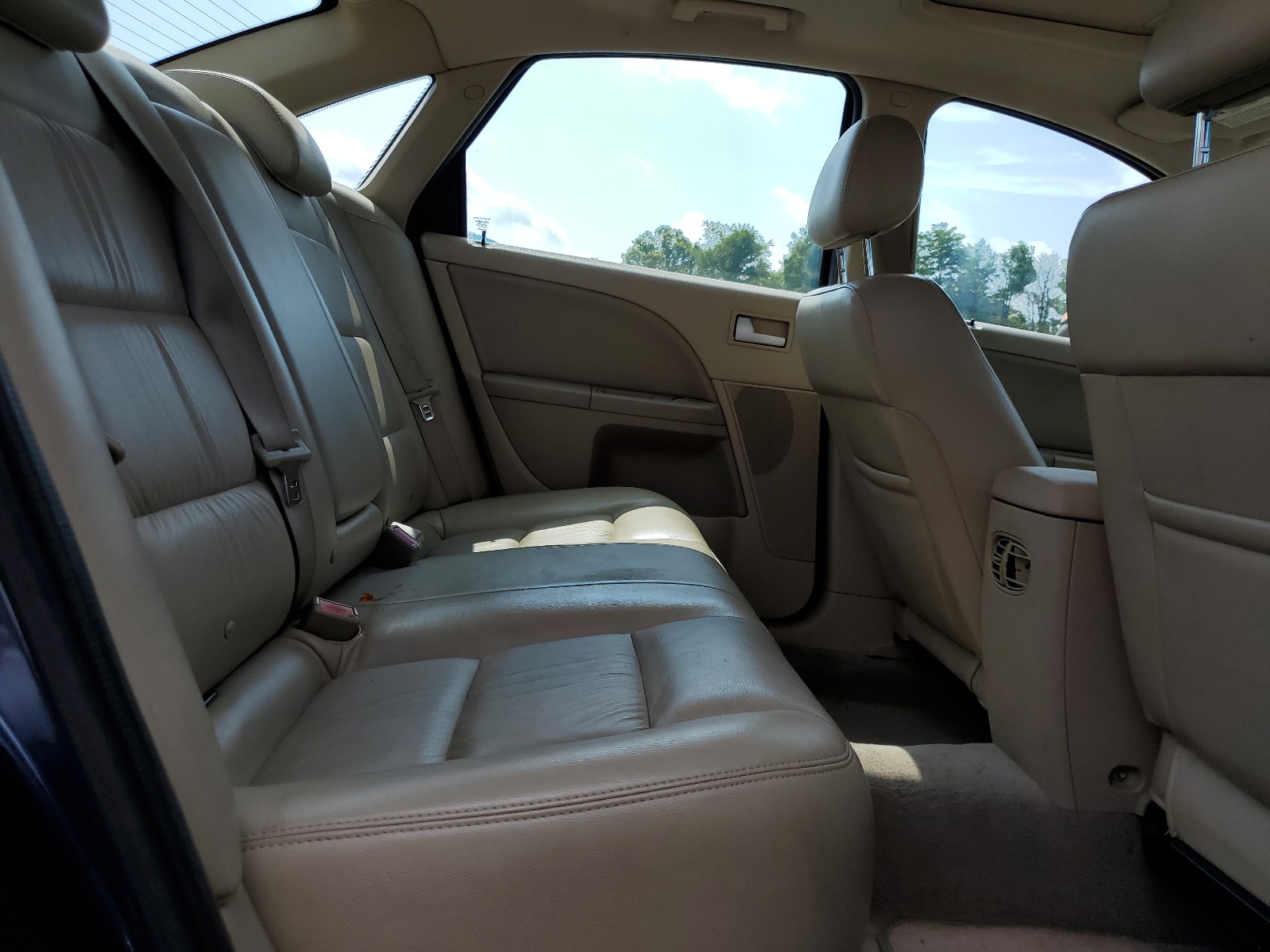 1FAFP27145G128634 2005 Ford Five Hundred Sel