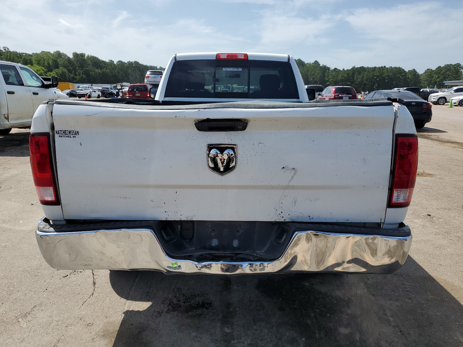 2017 Ram 1500 St vin: 3C6JR6DT8HG548134